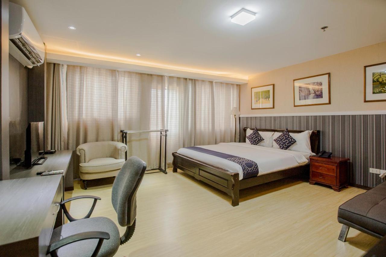 Newgrange Condotel Кесон-Сити Экстерьер фото