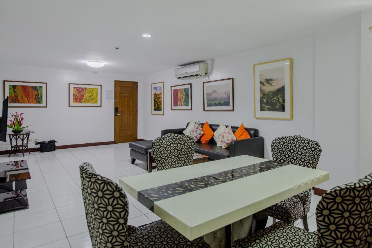Newgrange Condotel Кесон-Сити Экстерьер фото