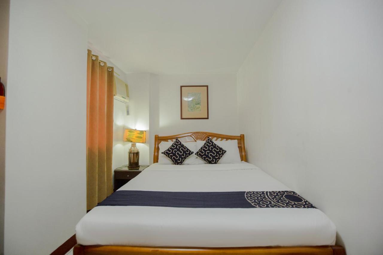 Newgrange Condotel Кесон-Сити Экстерьер фото