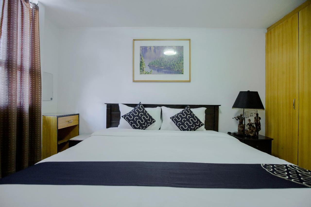 Newgrange Condotel Кесон-Сити Экстерьер фото