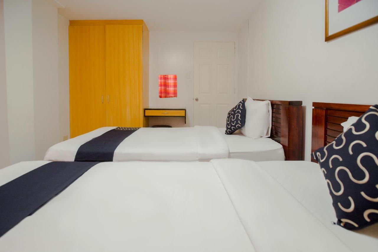 Newgrange Condotel Кесон-Сити Экстерьер фото